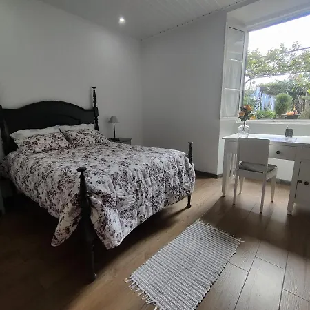 Casa Amarela De Santana