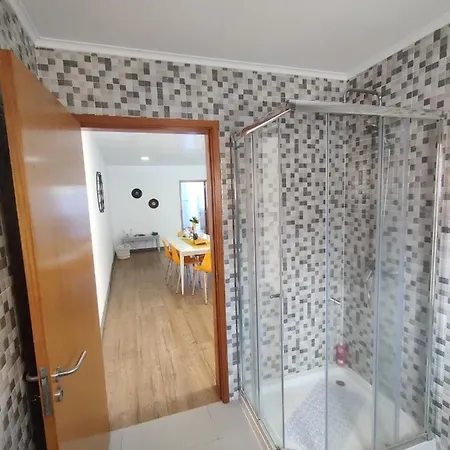 بيت للعطل Casa Amarela De Santana هيبيرا غْريندي