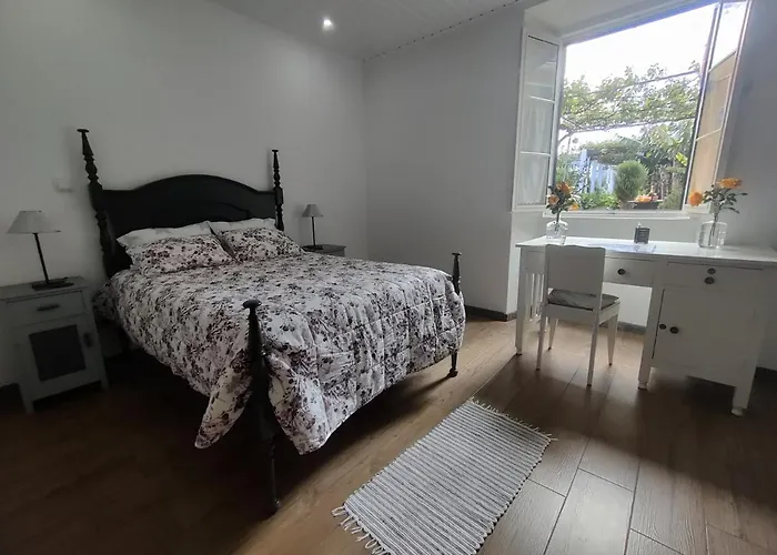 Casa Amarela De Santana